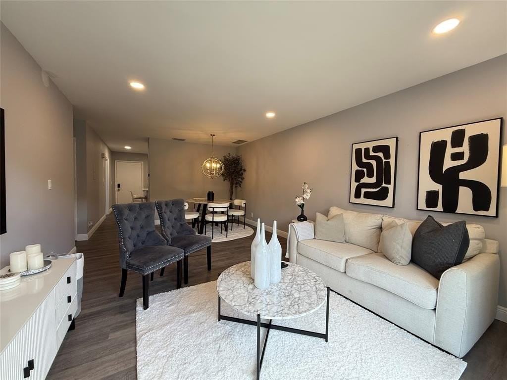 20862 Vinesta Cir #0 - Photo 6 of 19