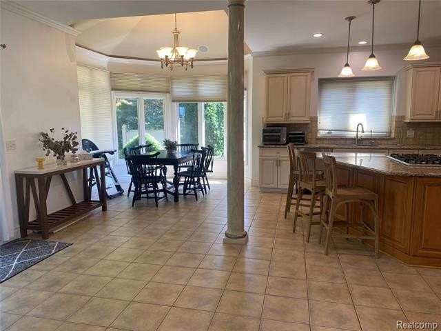 21675 Medallion Ct - Photo 5 of 27