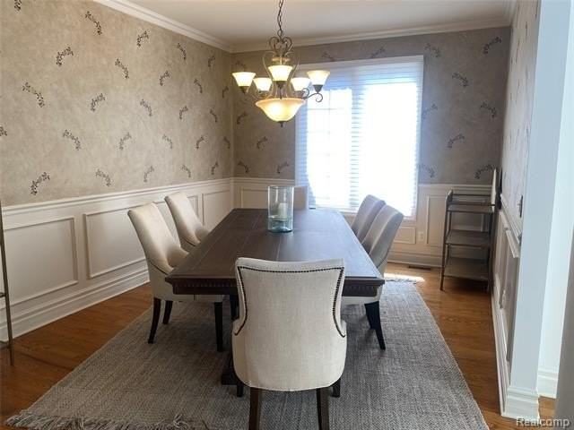 21675 Medallion Ct - Photo 7 of 27