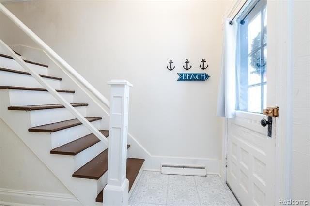 213 South Haven Street - Photo 5 of 17