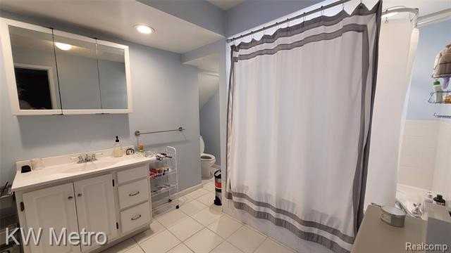 1525 Wyandotte Ave - Photo 7 of 12