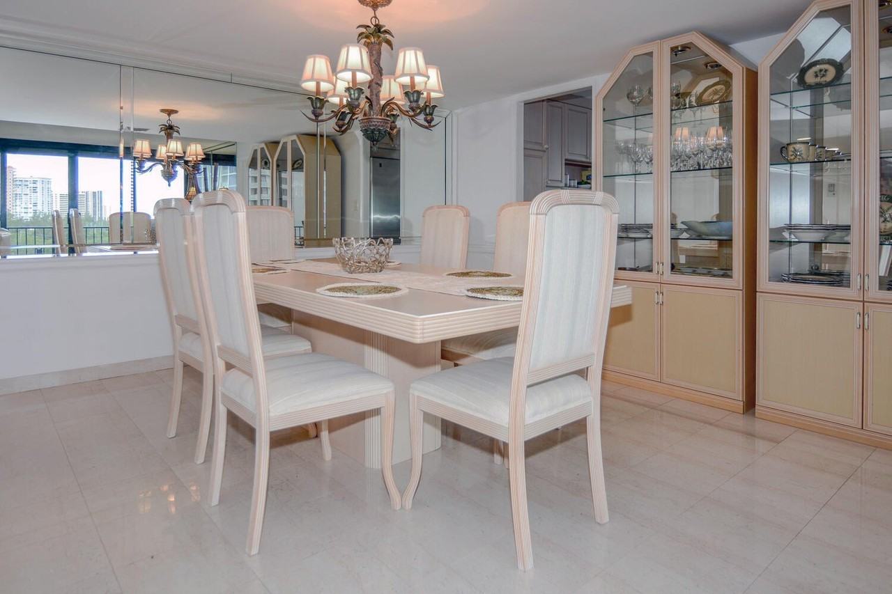 4200 N Ocean Dr #2-605 - Photo 4 of 41