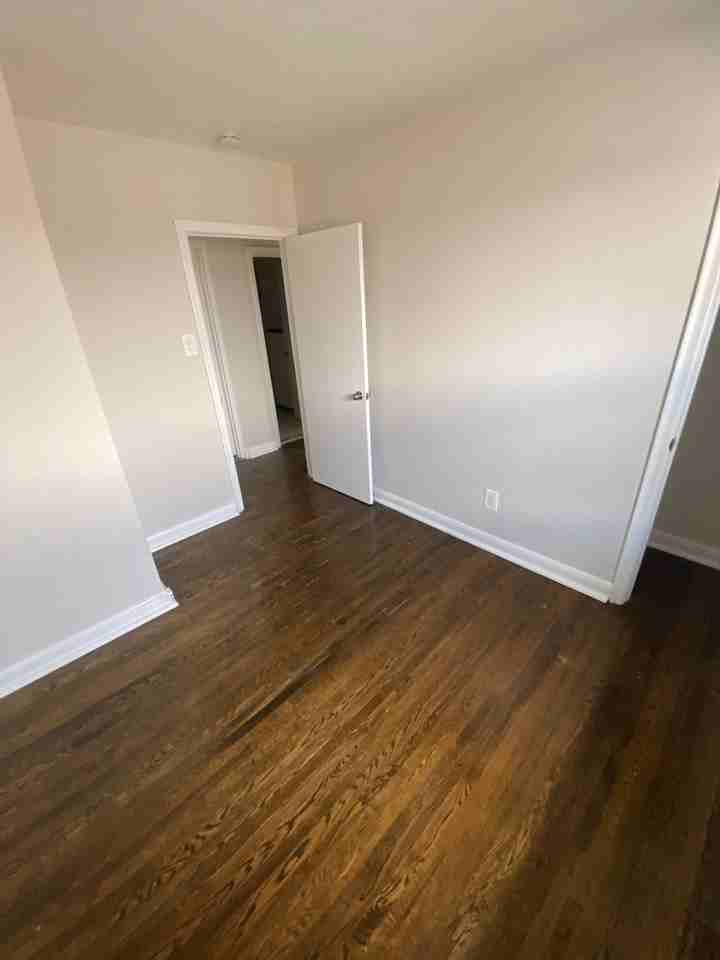 23 Willowhurst Crescent - Photo 7 of 28