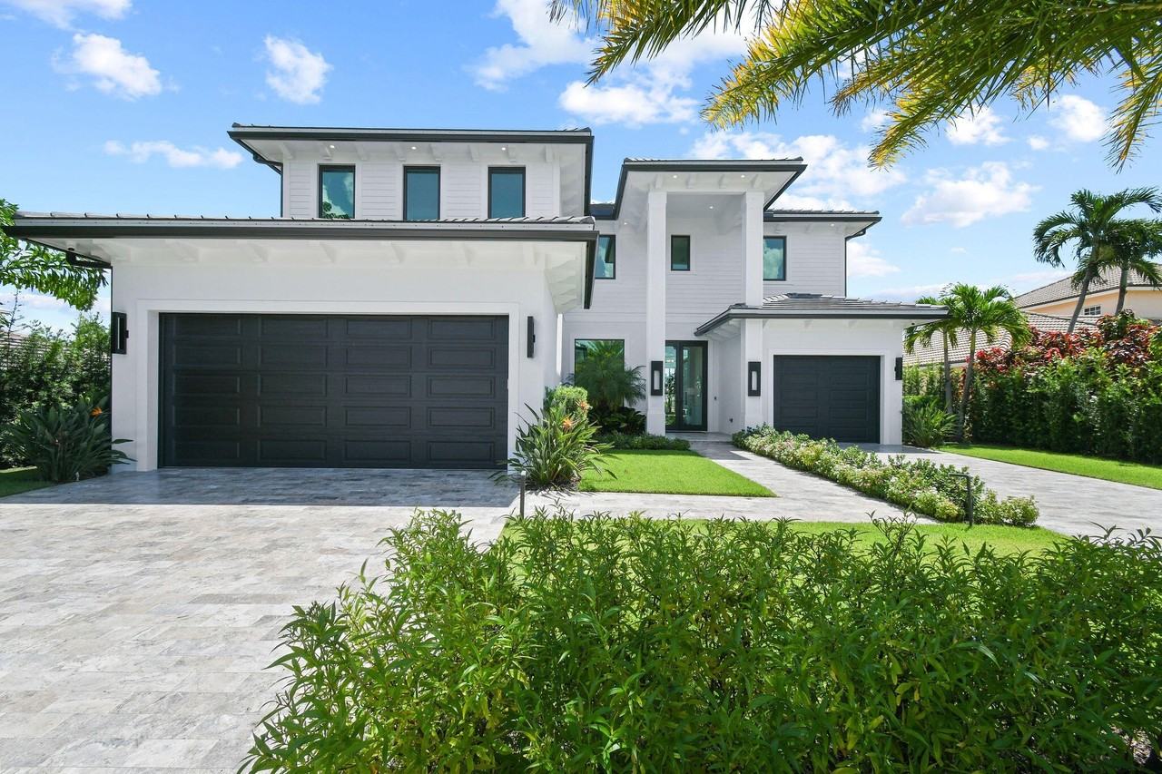 11360 Avery Rd - Photo 2 of 50