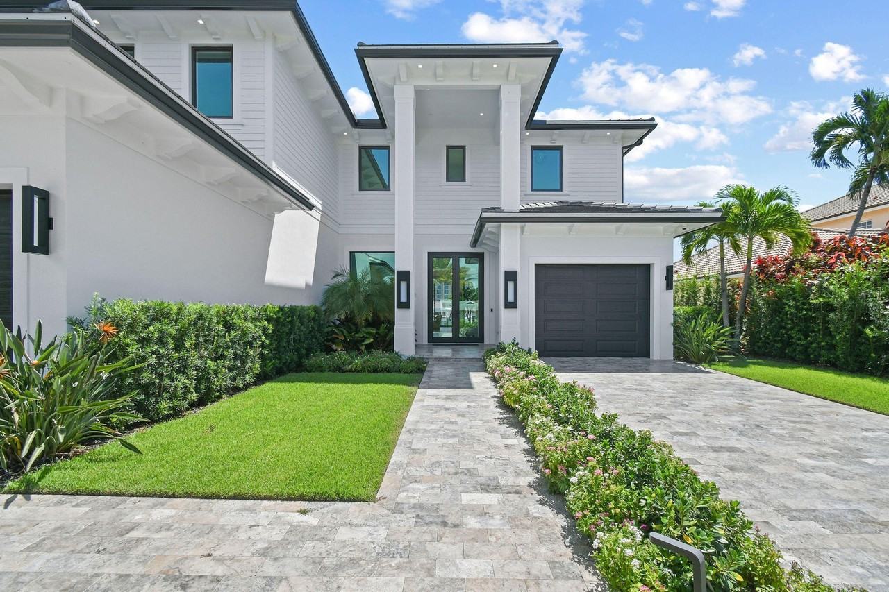 11360 Avery Rd - Photo 3 of 50