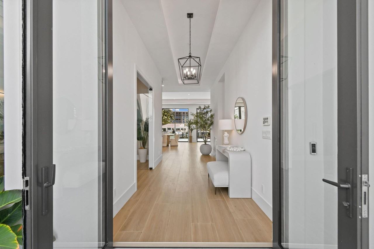 11360 Avery Rd - Photo 4 of 50