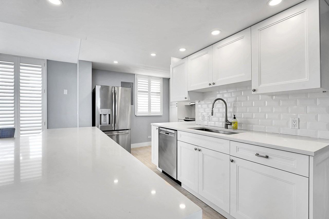 134 Lakeshore Dr #316 - Photo 5 of 30