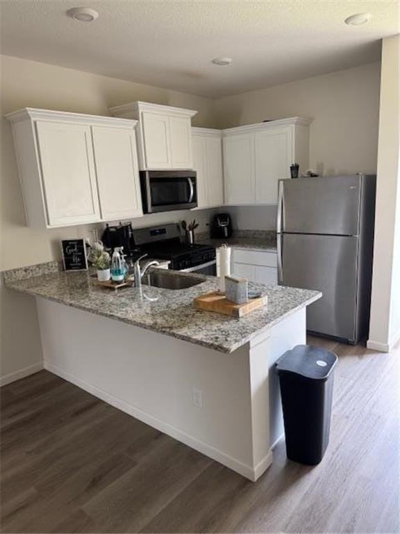 39873 Fallbrook Ave - Photo 2 of 15