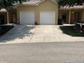 5011 Flipper Dr - Photo 1 of 1