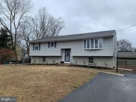 207 Walnut Ave - Photo 1 of 1