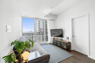 1160 Mackay - Photo 1 of 1