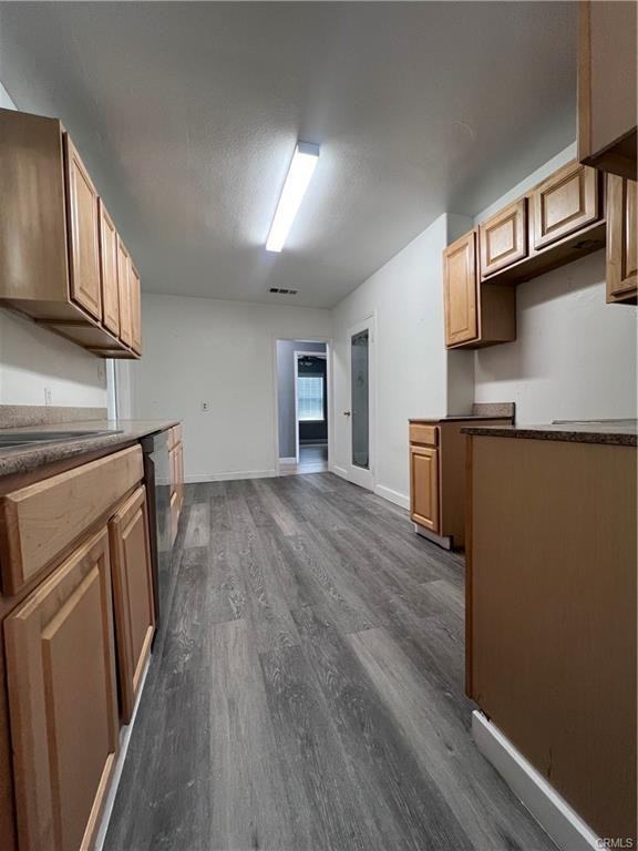 18639 Orange St - Photo 3 of 8