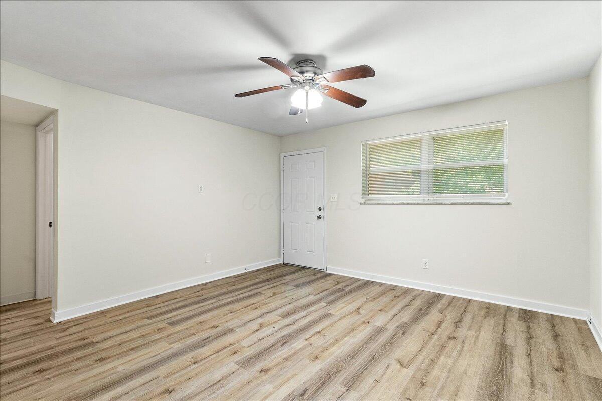 962 Ferndale Place - Photo 3 of 21