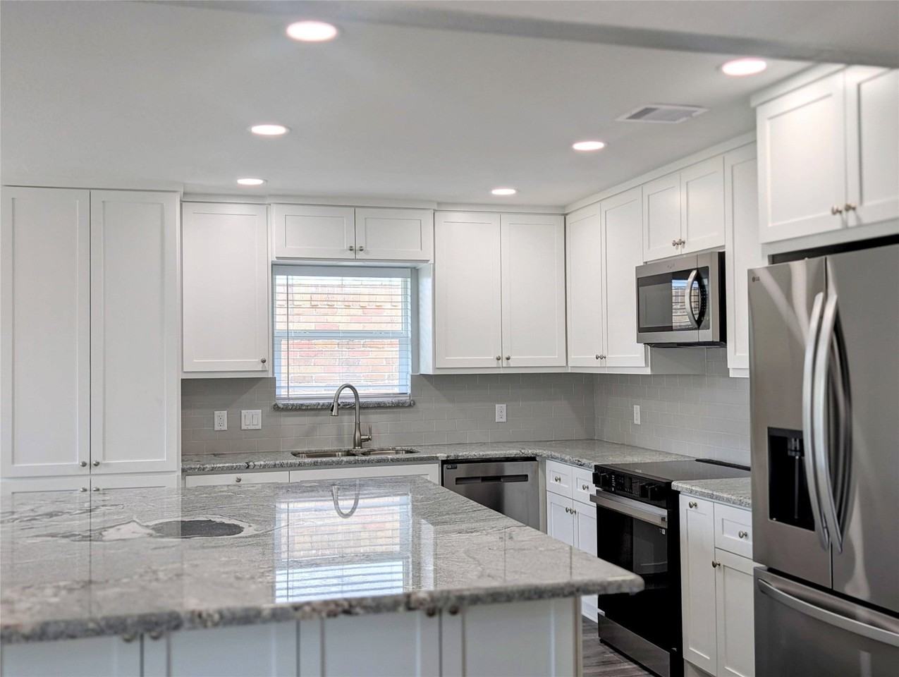 20102 Chipplegate Lane - Photo 6 of 26