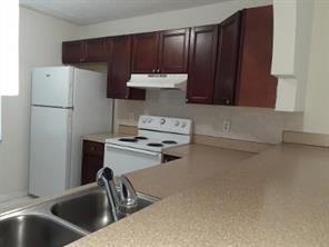 4100 Riverside Drive - Photo 7 of 44