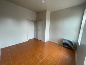 636 Sheffield Ave - Photo 1 of 1