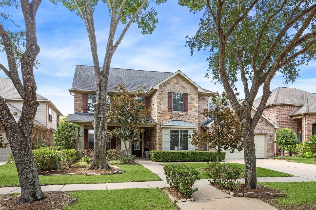 23018 Catalina Harbor Ct - Photo 2 of 34