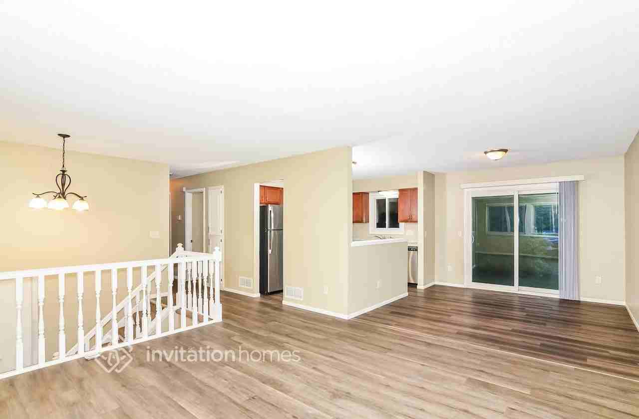 11931 Crane Street Northwest - Photo 6 of 18