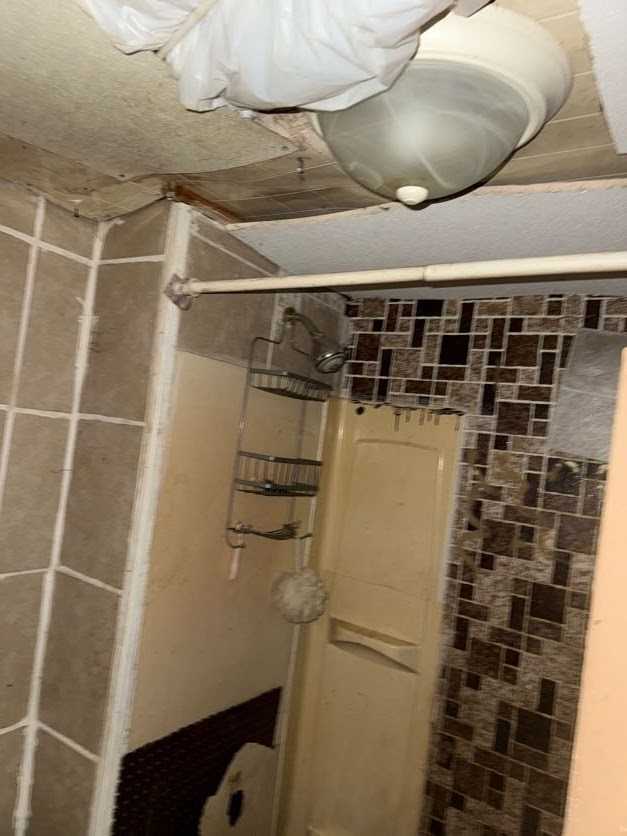 1220 N Church St - Photo 6 of 7