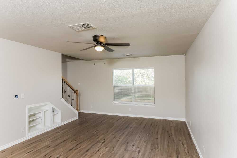 9414 Arden Bnd - Photo 4 of 17