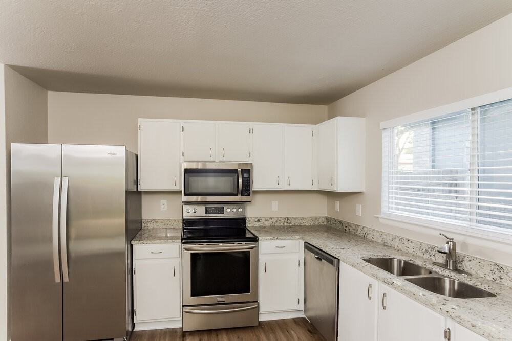 9414 Arden Bnd - Photo 7 of 17