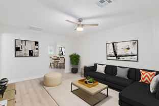 312 E Kinderman Dr - Photo 1 of 1