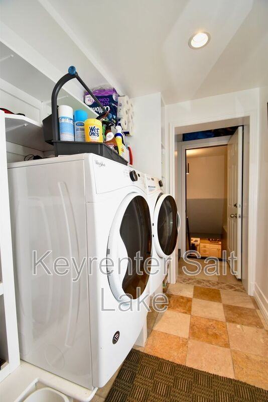 2689 E Barbey Dr - Photo 3 of 18