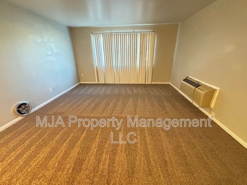 2640 Westsouth #16 - Photo 2 of 12