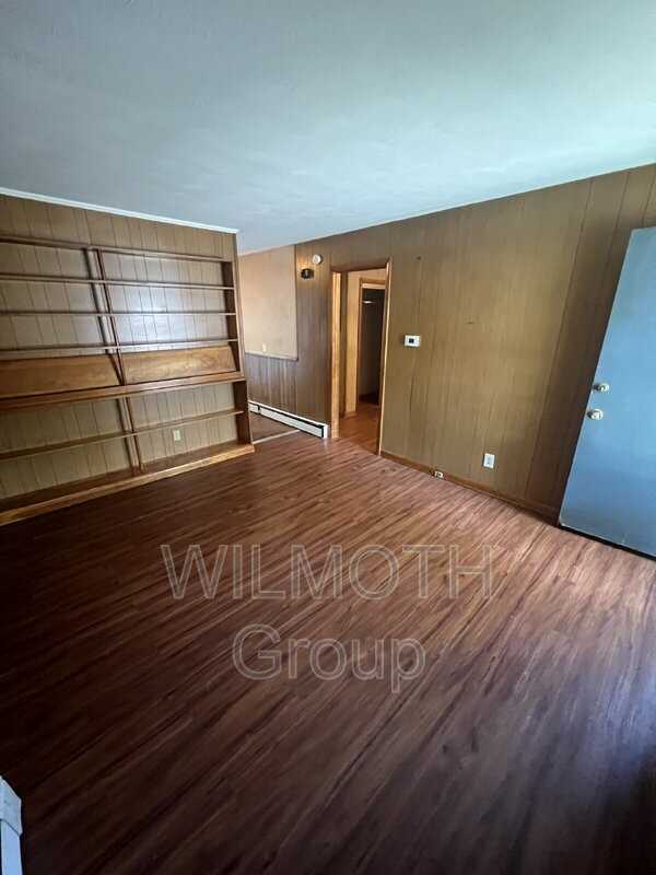 107 Wallace Drive - Photo 3 of 11