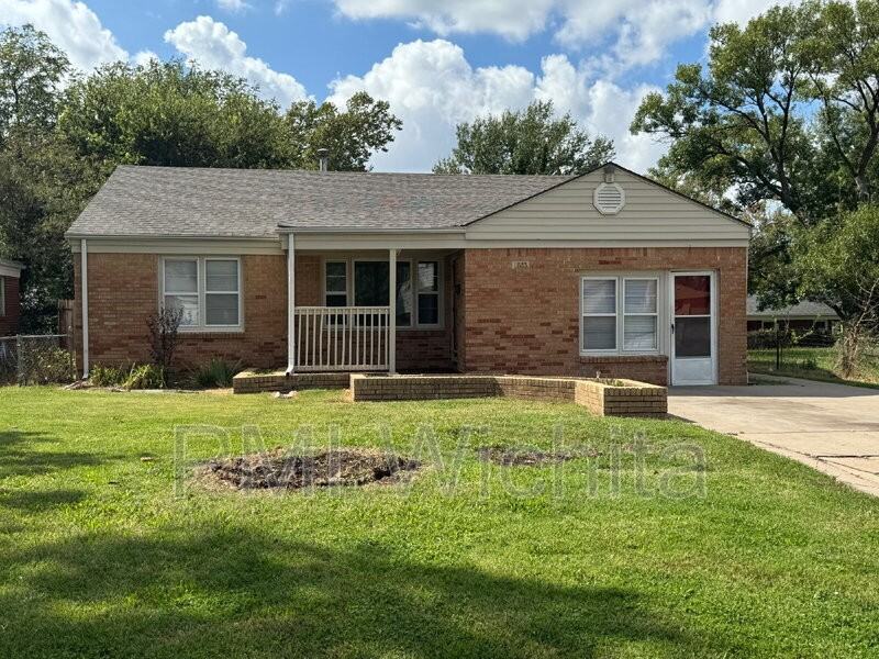 1663 S Woodlawn Blvd - Photo 2 of 25