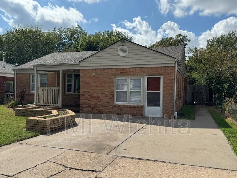 1663 S Woodlawn Blvd - Photo 3 of 25