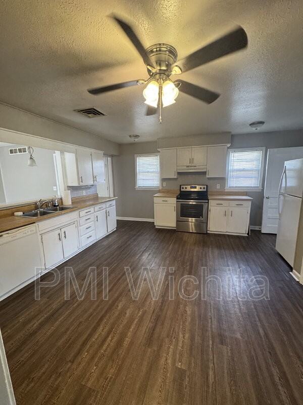 1663 S Woodlawn Blvd - Photo 5 of 25
