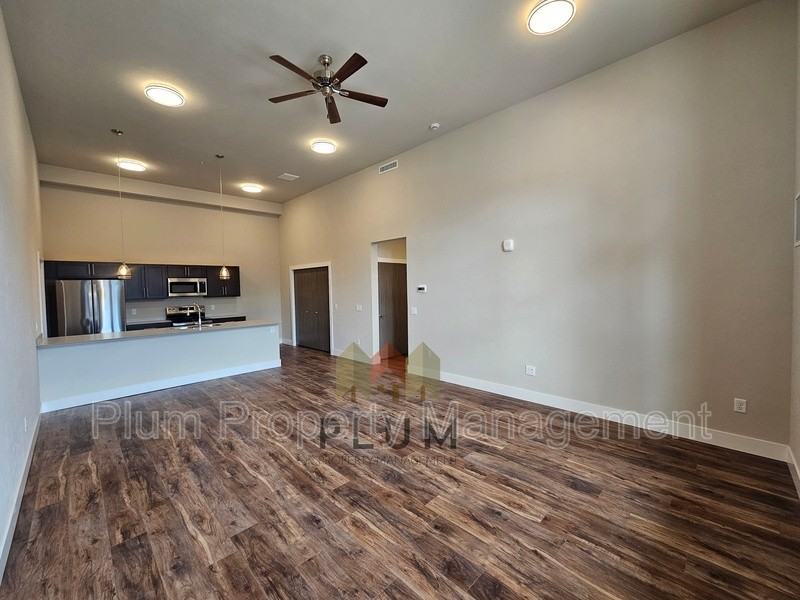 420 Minnesota Ave - Photo 3 of 16