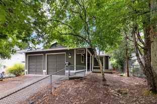 4617 Se 48th Ave - Photo 1 of 1