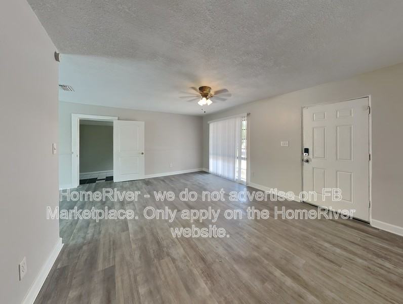 3718 Wade Rd - Photo 3 of 24