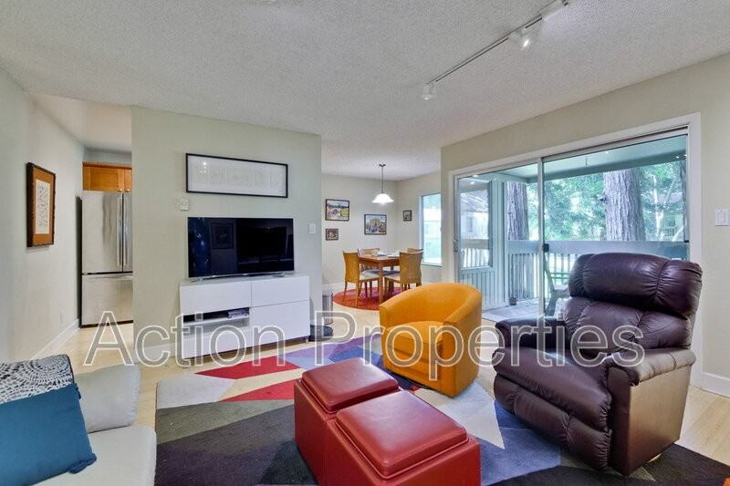 505 Cypress Point Dr #35