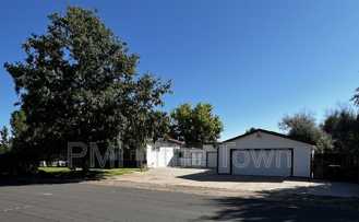 940 S Geneva St - Photo 1 of 1