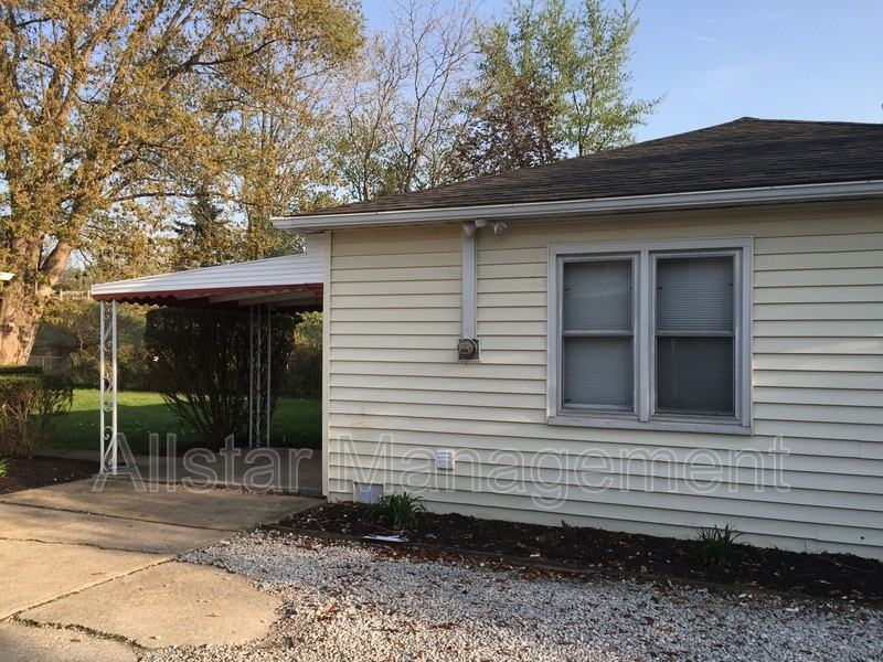 5785 Fitch Rd - Photo 4 of 41