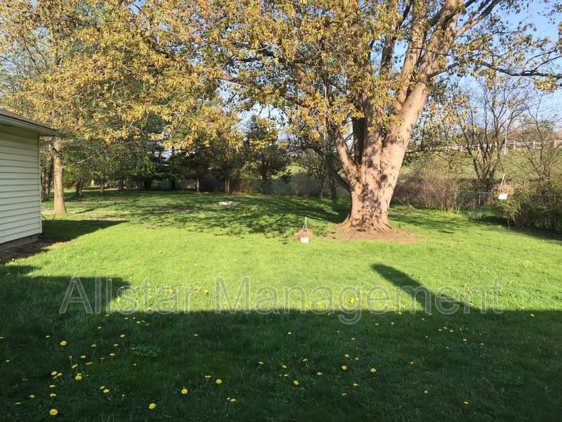 5785 Fitch Rd - Photo 5 of 41