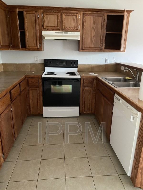 20744 Alta Vista Ct #A - Photo 3 of 14