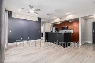 925 Garrett St Se #216 - Photo 1 of 1