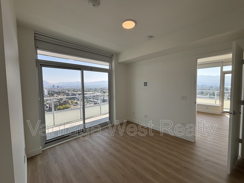 1604 Water St - Photo 7 of 24