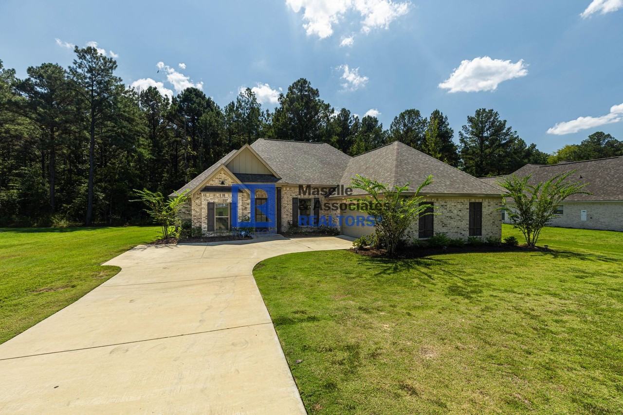 1155 Sanctuary Dr - Photo 3 of 50