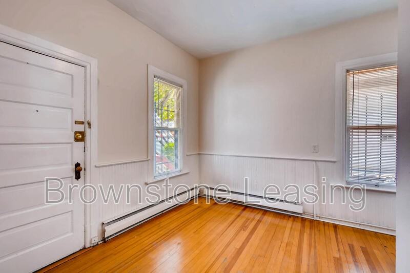 1135 Corona Street #4 - Photo 7 of 9