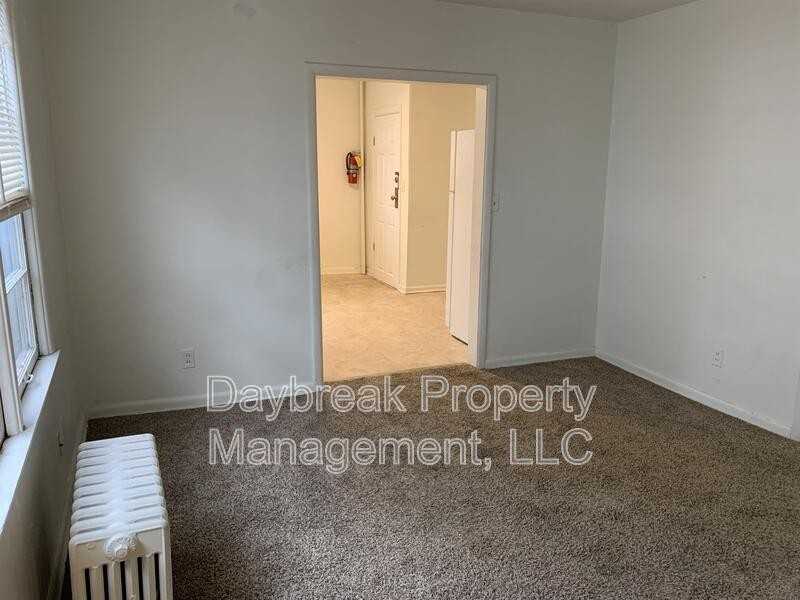 1209 11 1/2 St N - Photo 3 of 12