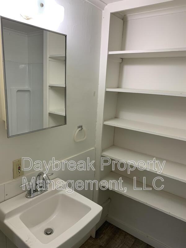 1209 11 1/2 St N - Photo 6 of 12