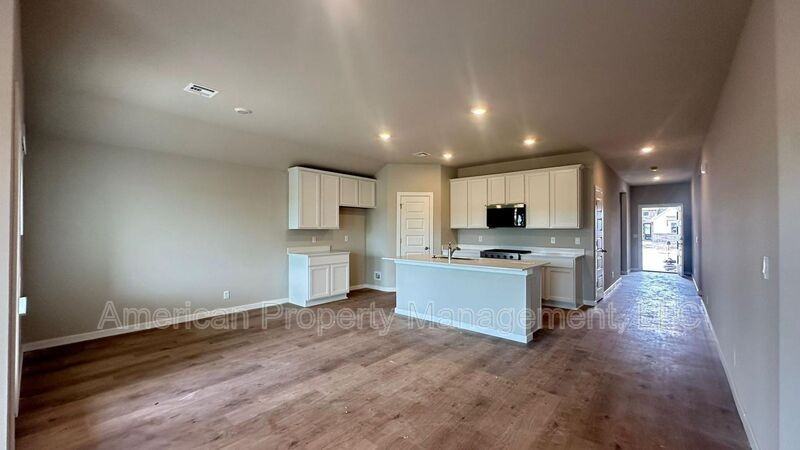 10209 E 132nd St S - Photo 6 of 12