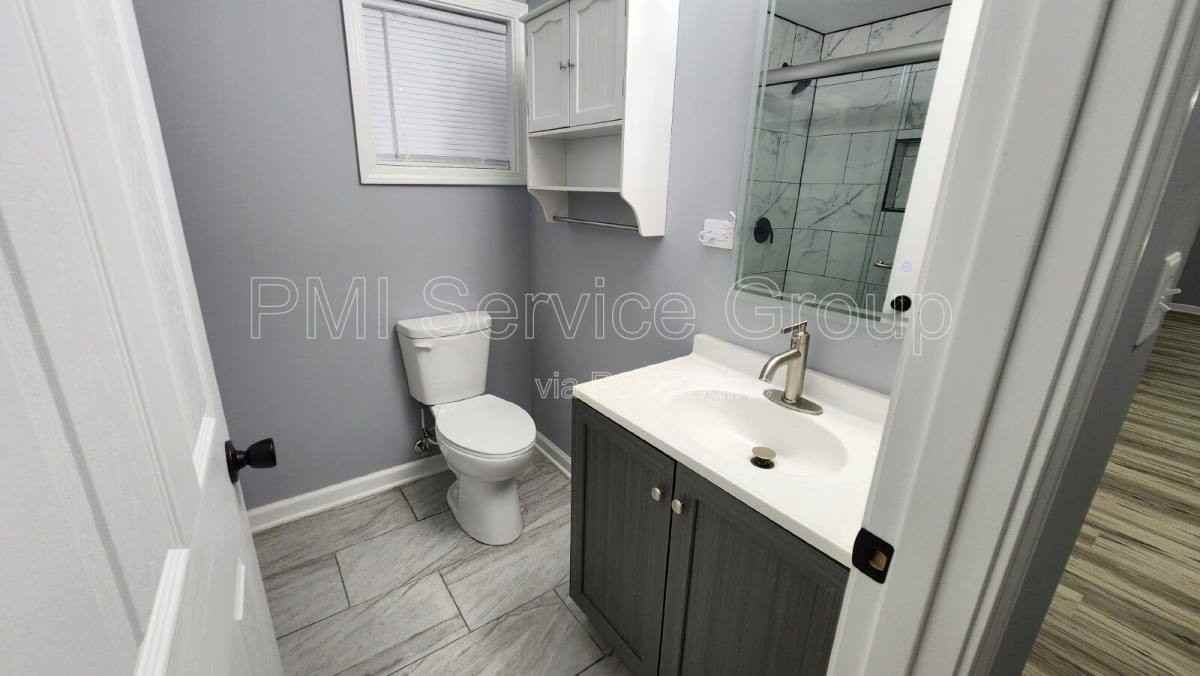 225 Connor Ave - Photo 3 of 10