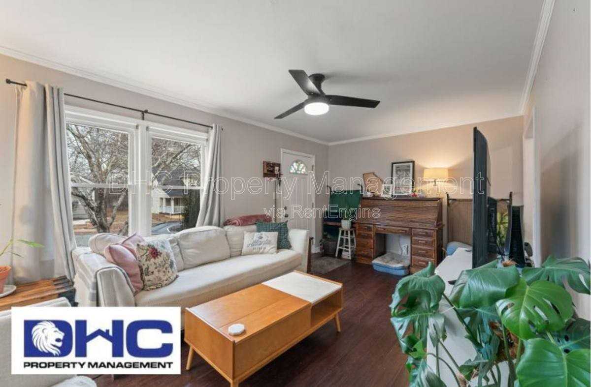 3088 Semmes St - Photo 3 of 10
