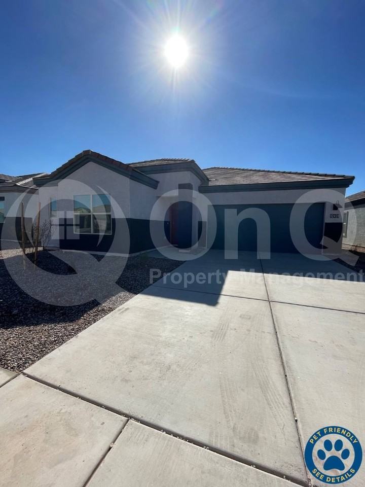 12431 West Mieko Lane